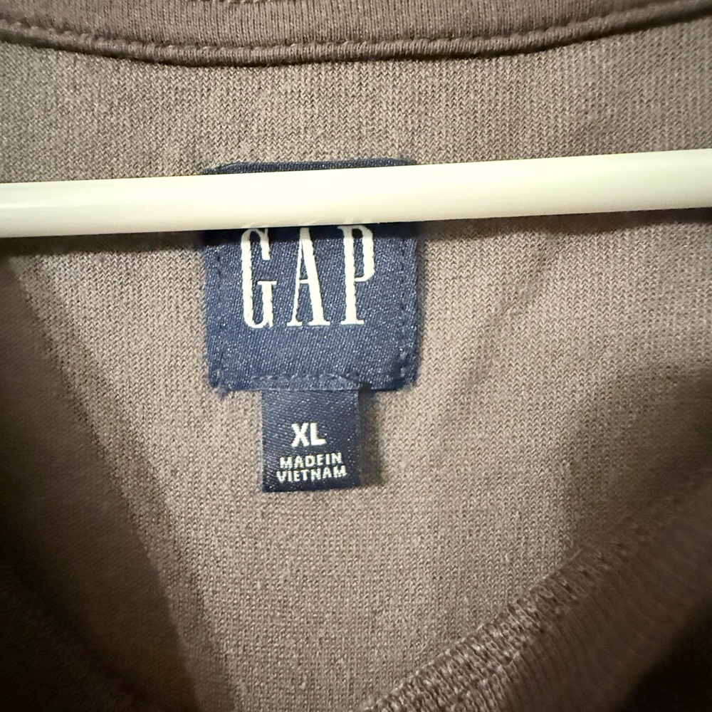 GAP Taupe V-Neck Pullover - Picture 3 of 4